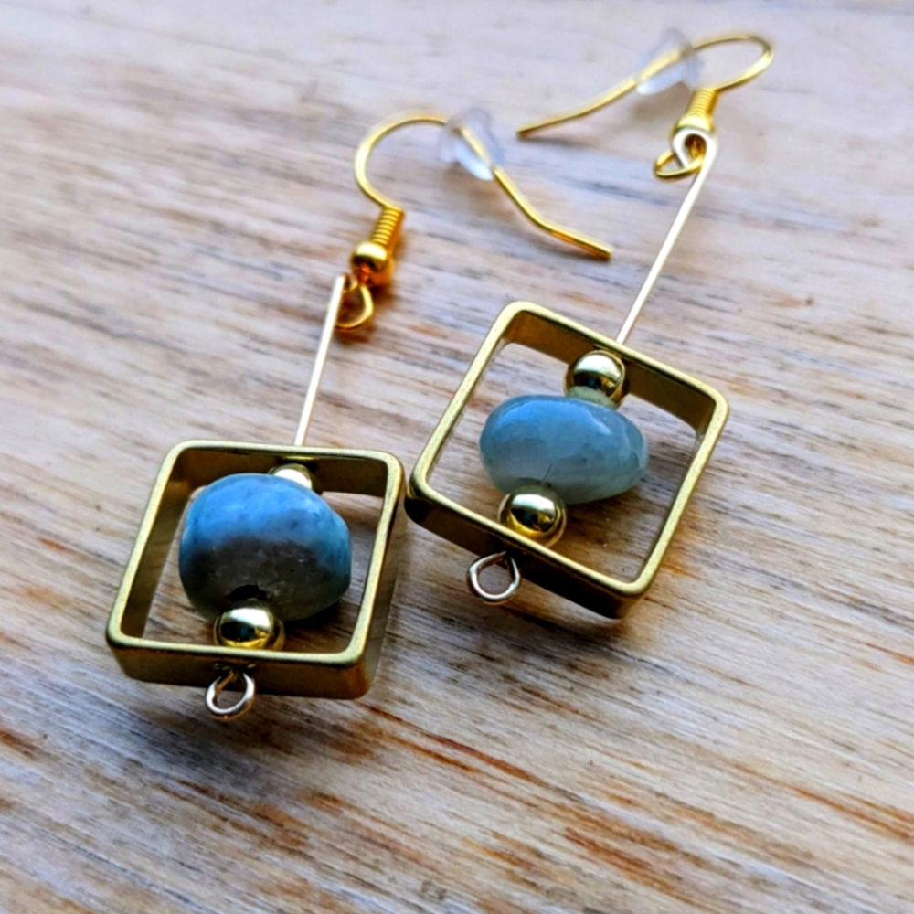 Gold-plated Square-framed Earrings with Blue Stone